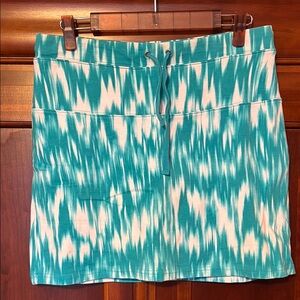 Anne Klein Teal and White Patterned Skort